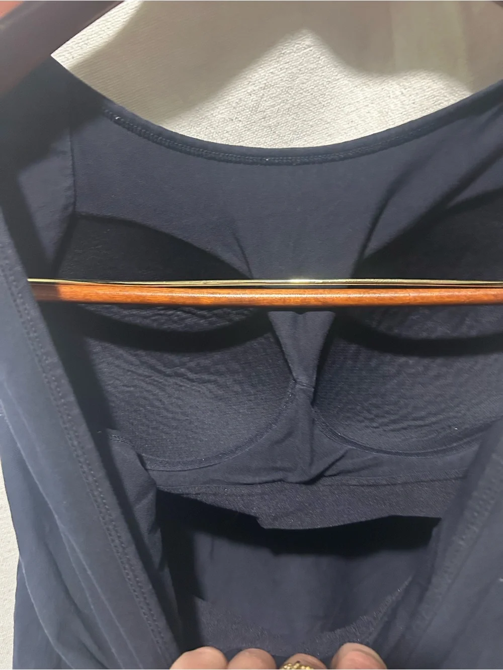 Uniqlo Black Tank Top with Built-In Bra Size XL - Picture 3 of 5